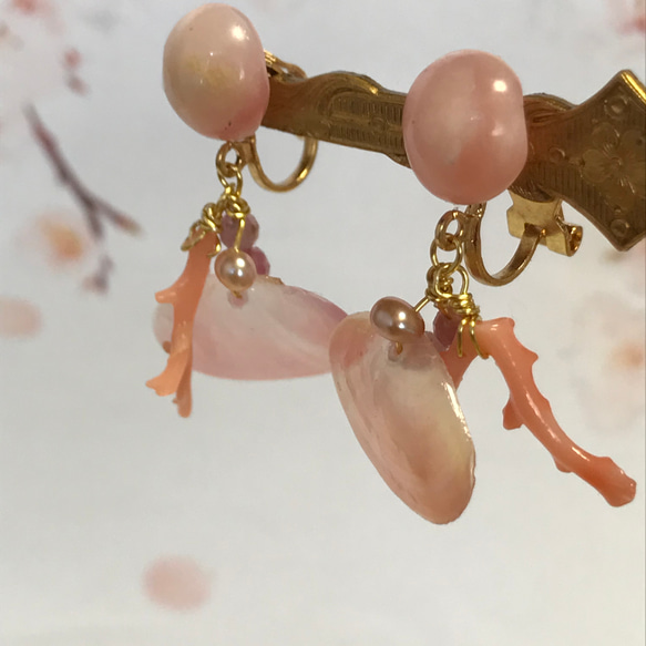 SOLD OUT！！桜色のうみ…✳︎ピンクオパール×さくら貝×枝珊瑚／316L （18kgp）earring 5枚目の画像