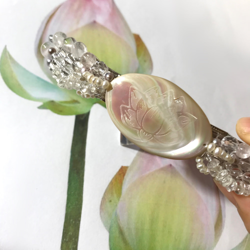 蓮の花咲く天然石バレッタ バレッタ ConNectarth 通販 9994050｜Creema