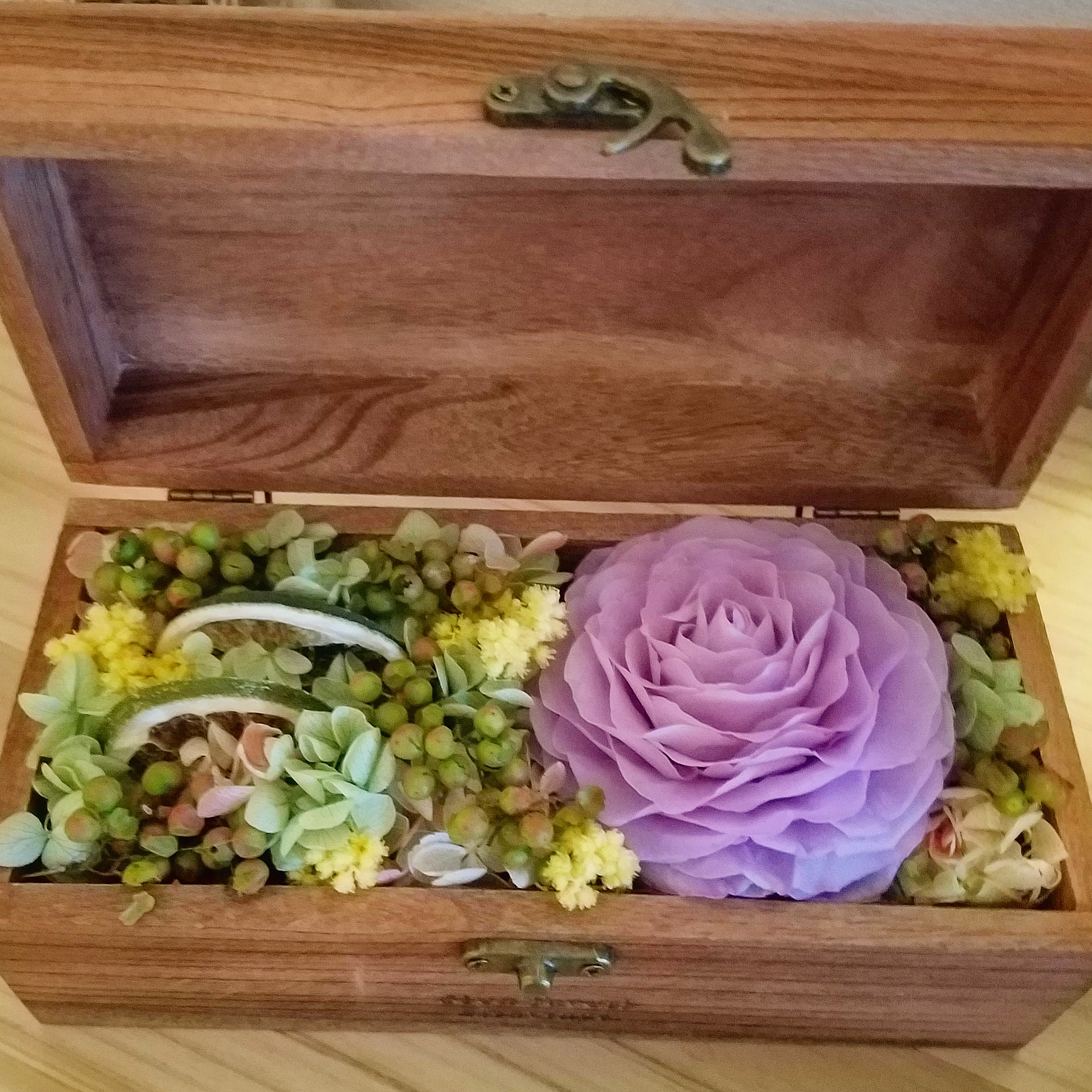 木箱入りローズメリア