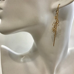 茎葉植物のピアス 5枚目の画像