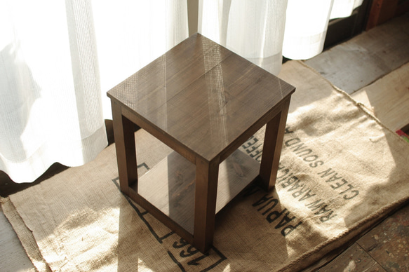 カフェテーブル サイドテーブル アンティークテイスト スツール 1枚目の画像