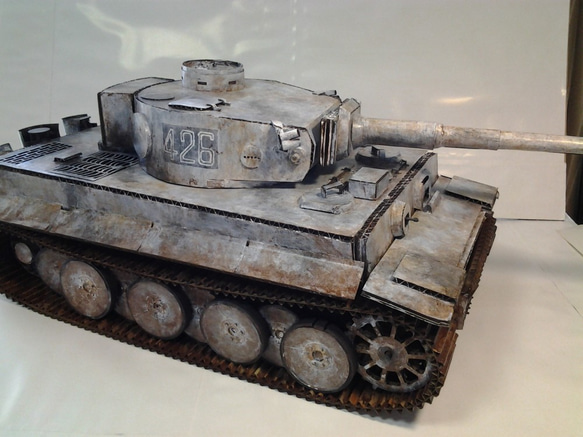 ダンボール戦車（旧ドイツ軍タイガー１戦車）組み立てキット　ペーパークラフト 5枚目の画像