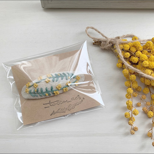 再販21【受注製作】刺繍パッチンどめ「ミモザリース」 ヘアピン 
