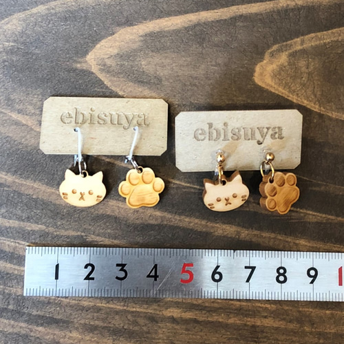 再販#1204 立体木のぼりネコちゃんピアス - ピアス - ピアス