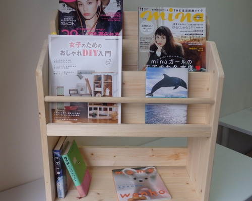 値下げ！！B-Grade（訳あり）ハンドメイド絵本棚「W56cm B