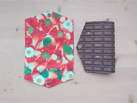 マスクホルダーセット とろけるチョコレート×撥水イチゴ セット 5枚目の画像