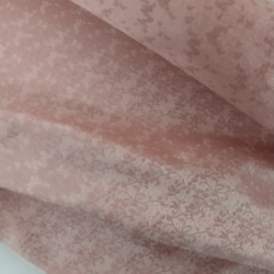 シルク生地　ベリー柄(ピンク）ジャガード織 5枚目の画像