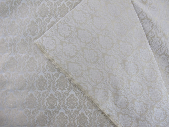 ダマスク柄のトルソー ダマスク柄 トルソー マネキン 撮影用 店頭ディスプレイ