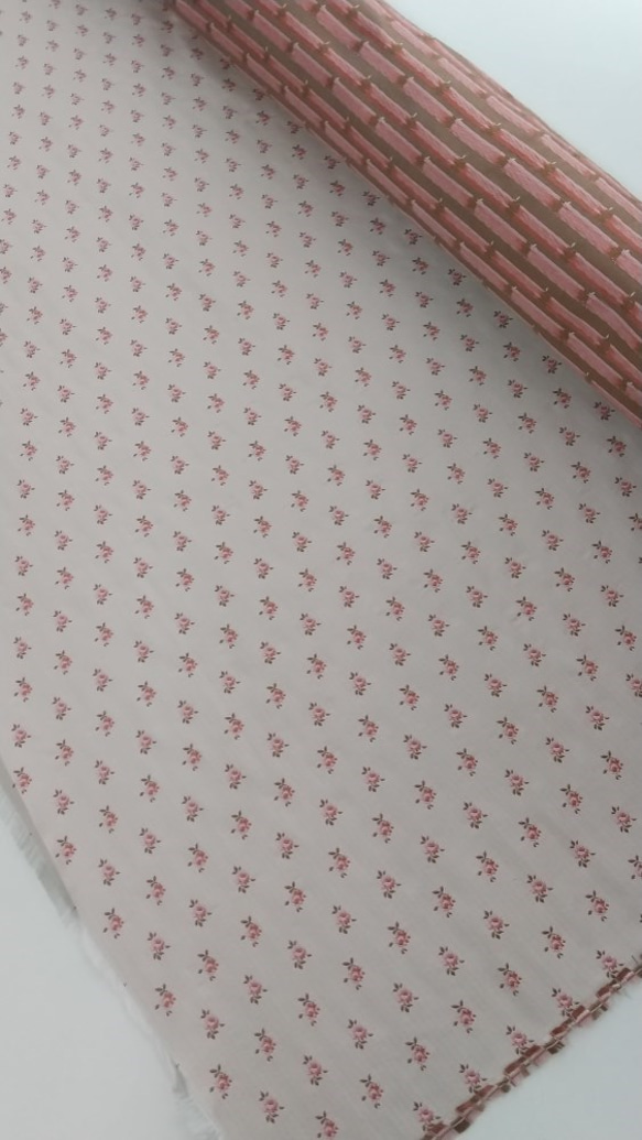 シルク生地　ストライプ/ローズ柄　（オフ地/ピンク）ジャガード織 5枚目の画像