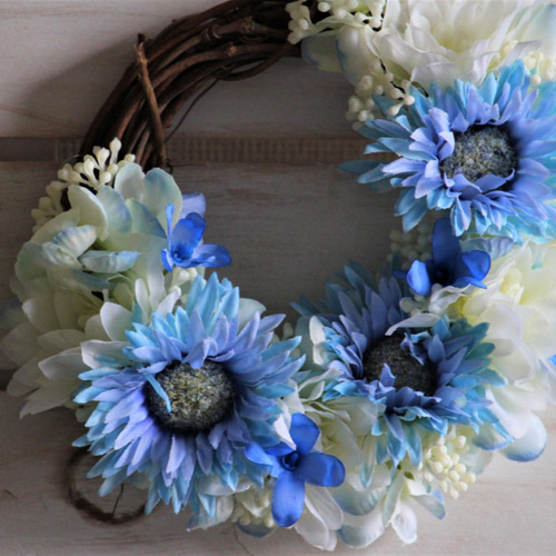 青いガーベラのリース リース bum 通販 12255805｜Creema(クリーマ) 