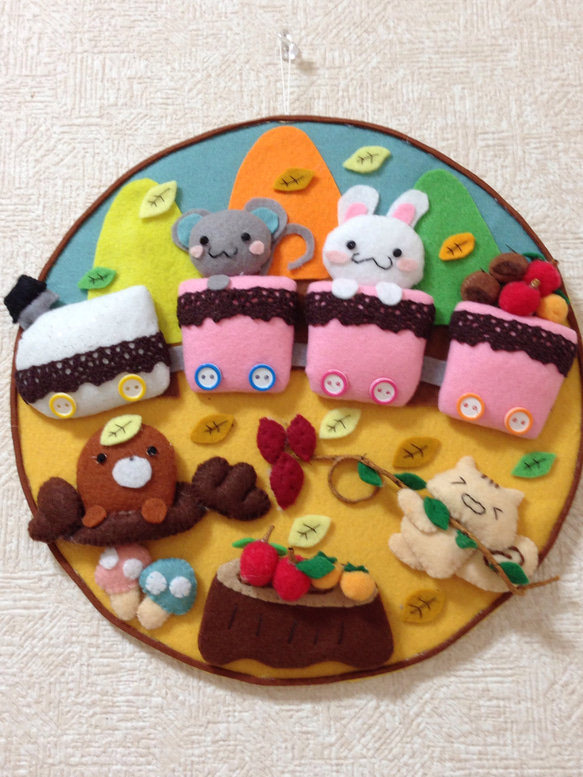 ハンドメイド 秋 フェルトリース タペストリー・壁掛け ringoremon