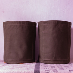 您可以根據自己的喜好定制15盎司石蠟帆布桶型手提袋，並使用自己喜歡的皮革IND_1216進行處理 第3張的照片