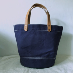 Wax canvas bucket style tote small size Navy 0567 第1張的照片