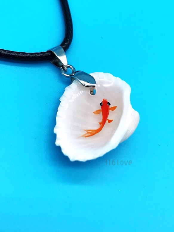 金魚が泳ぐ水中レジンネックレス 受注制作 金魚 ネックレス - ショップ 池波屋｜日本の金魚作品