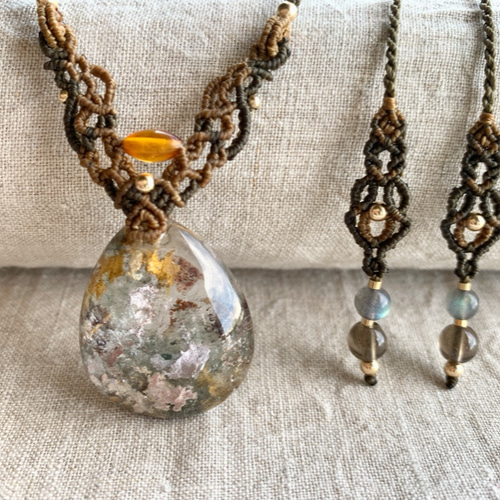 ガーデンクォーツ〜穴あき天然石・マクラメペンダント〜no.11030