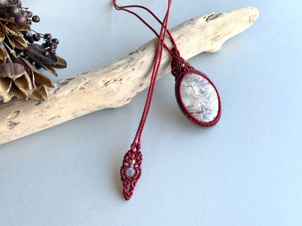 クレイジーレースアゲート〜ダブルフレーム・マクラメペンダント〜no.11005