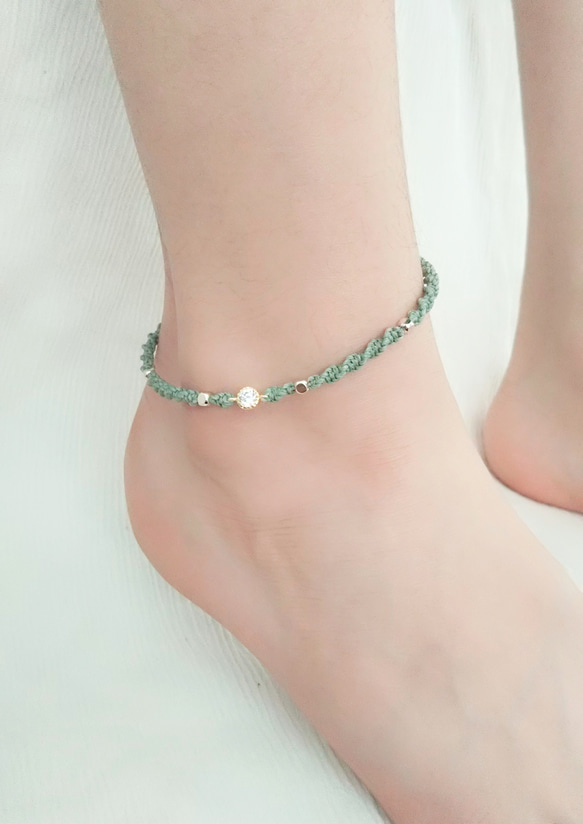 『オリジナルのアンクレットを　〜little jewelry   Anklet〜』 1枚目の画像