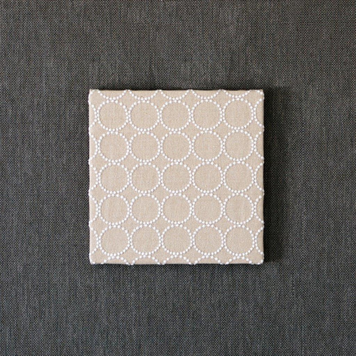 ファブリックパネル　ミナペルホネン　タンバリン　ベージュ　贈り物　刺繍　壁掛け 楽天市場】ミナペルホネンのファブリックパネル tambourine