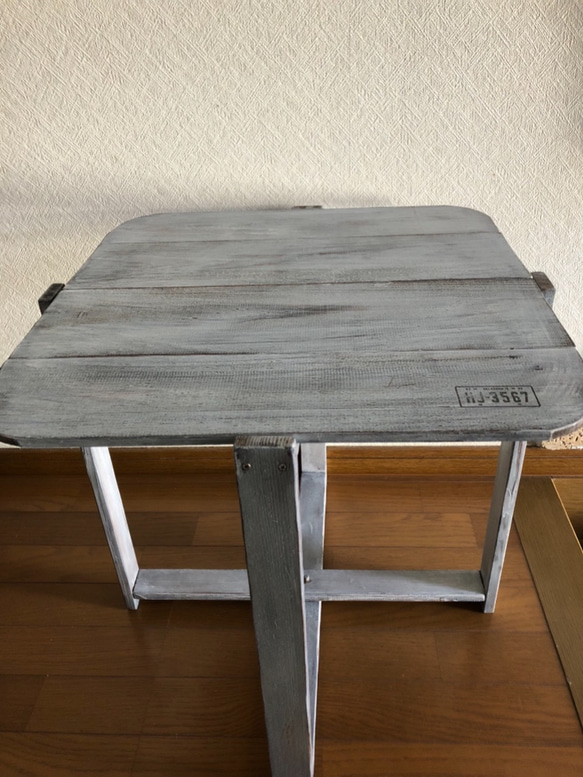 木製折り畳みテーブル（外用） 2枚目の画像