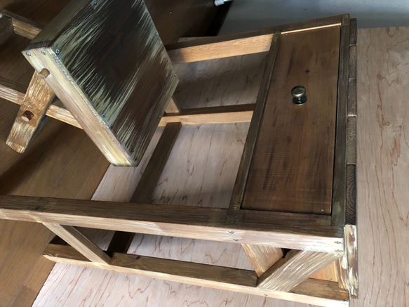 木製サイドテーブル(椅子付き) 4枚目の画像