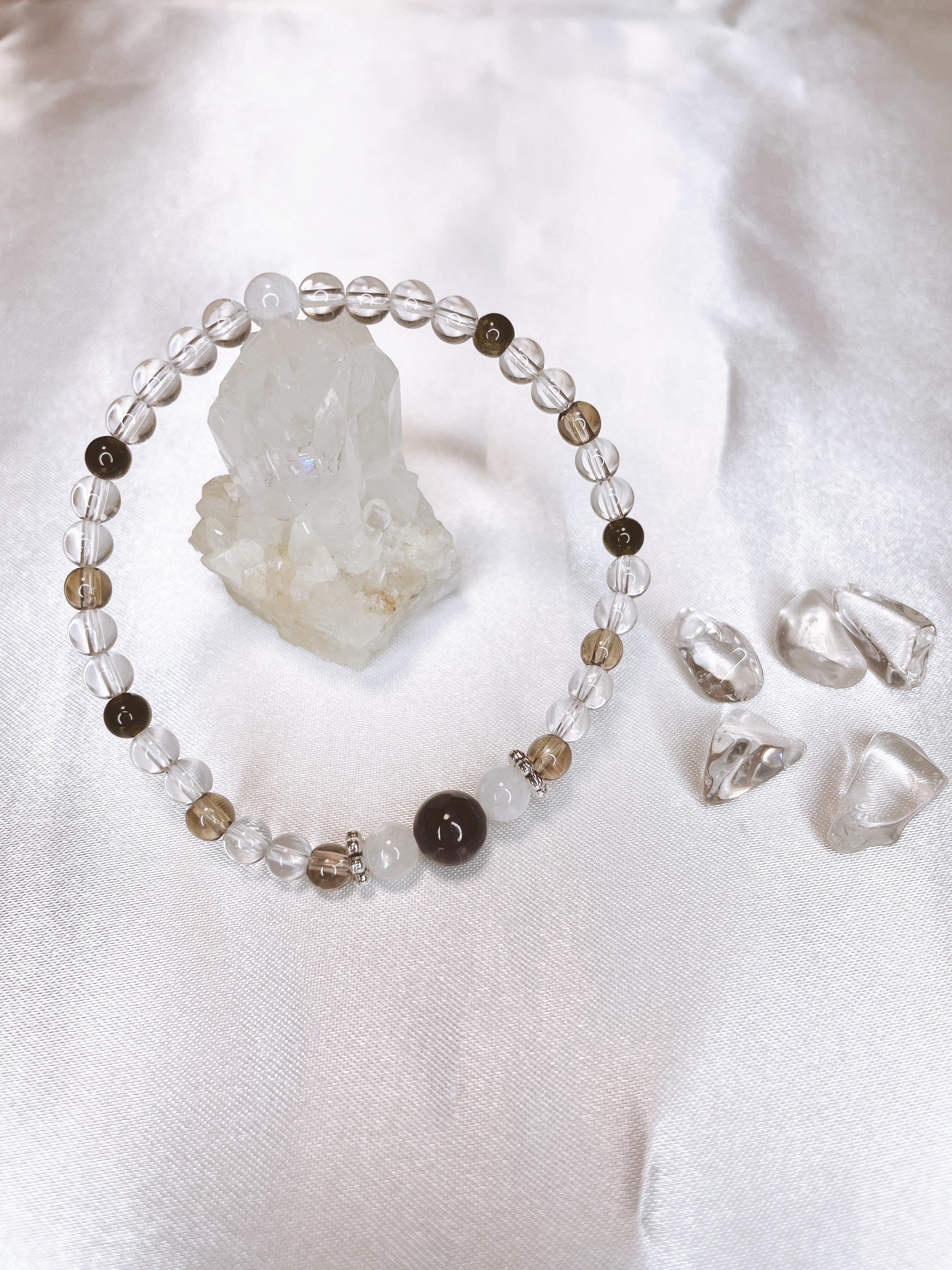 世界三大ヒーリングストーン　強力な保護力　スギライトを使用した天然石ブレスレット