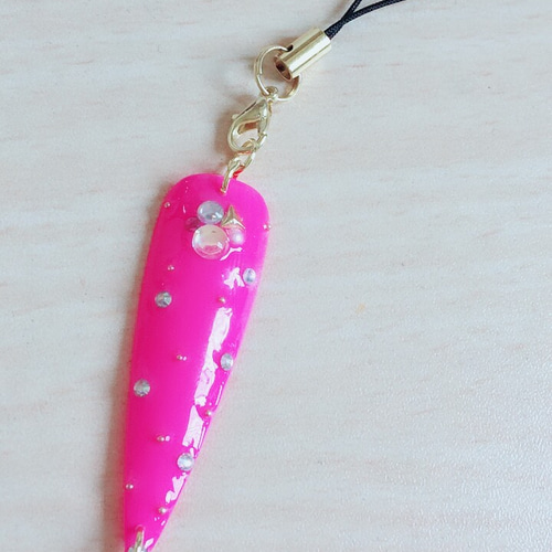 ジュエリーネイルチップ ご注文𝑵𝒂𝒊𝒍𝒕𝒊𝒑💅🏻 お好きなデザイン、お客様に合った