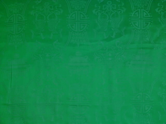 Modern　伝統布　魚（緑）　シルク　110ｃｍ巾　00024 2枚目の画像