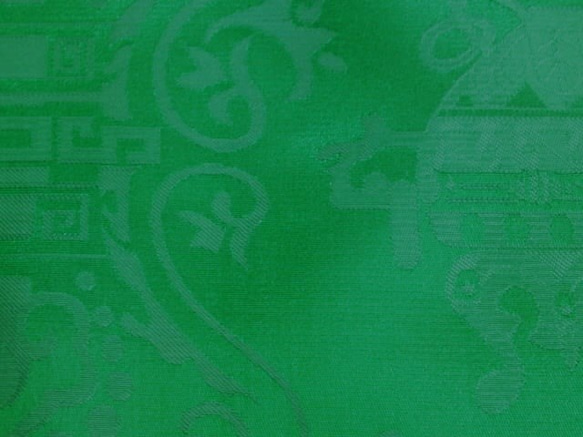 Modern　伝統布　魚（緑）　シルク　110ｃｍ巾　00024 4枚目の画像
