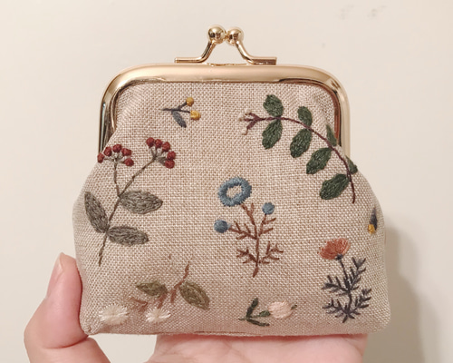 色々な花の刺繍ポーチ がま口 _MIMOSA_3_ 通販 6021184｜Creema