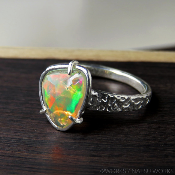 [ SALE ]エチオピア オパール・リング ＊ Ethiopian Opal Ring ▽ 2枚目の画像