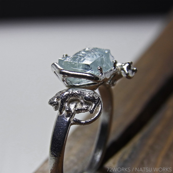 アクアマリンと猫 指輪 Aquamarine & Cat Ring ll 2枚目の画像