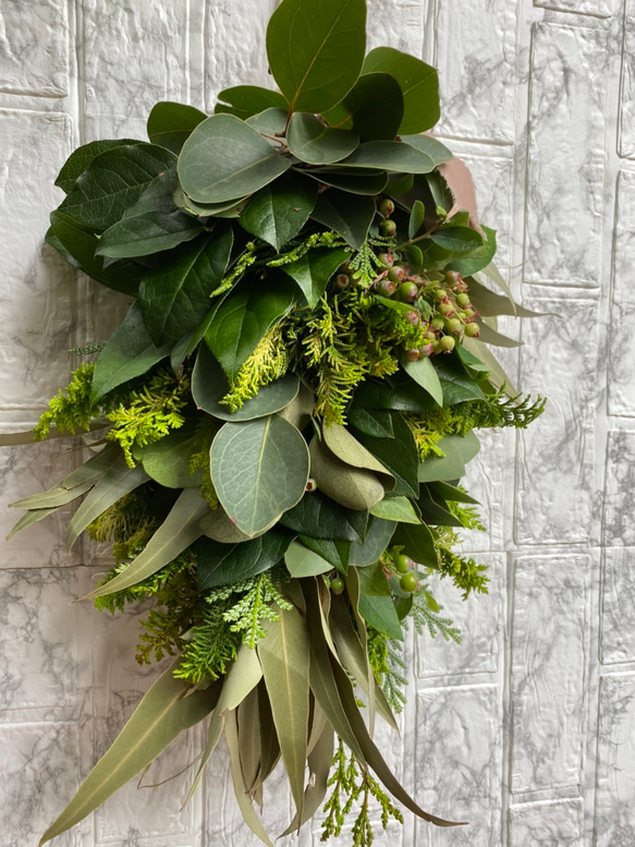 グリーンの癒されスワッグ