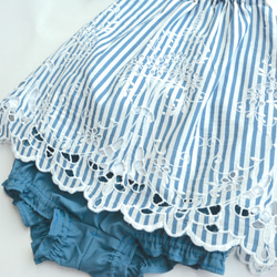 刺繍レースが美しいホルターネックキャミソール＆ブルマのセット　白×ブルー　✴︎ブルマ色選択可 4枚目の画像