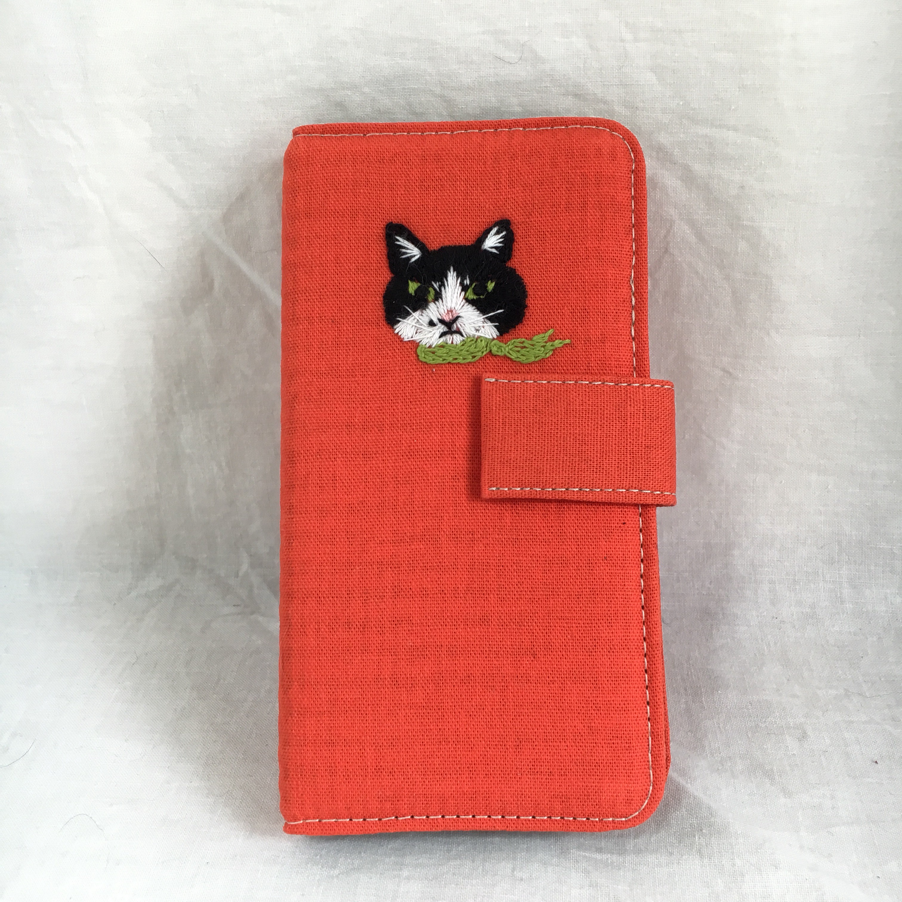 受注製作 刺繍スマホカバー