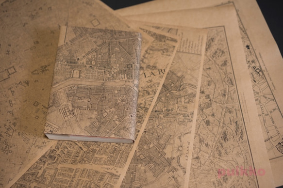 紙製ブックカバー　パリ古地図 1枚目の画像