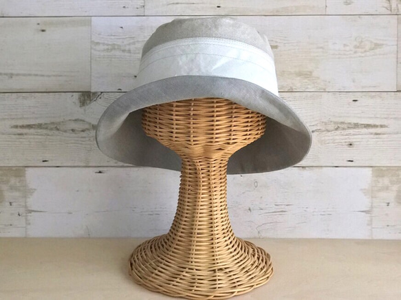 麻のクロッシェ・生成り×白×ライトグレー 1枚目の画像