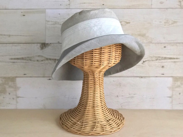 麻のクロッシェ・生成り×白×ライトグレー 2枚目の画像