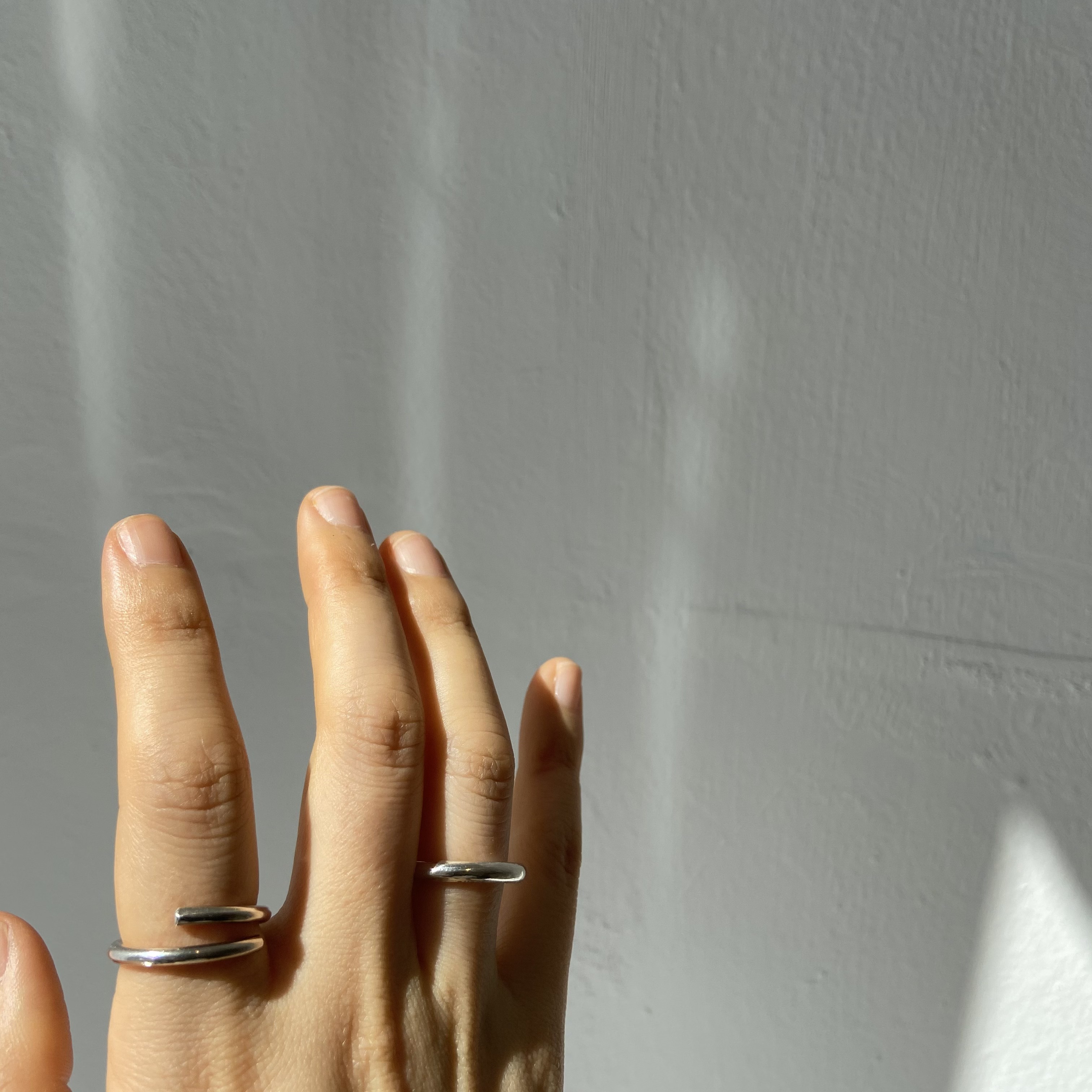 Overlap シンプルシルバー指輪/925.無料配送