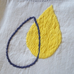 [乐拍子X TURN TURN] [フェアトレードフェアトレード]手編み綿ロングコート刺繍（ウォータードロップ_ホワイト） 4枚目の画像