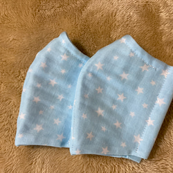ダブルガーゼ　立体マスク　普通サイズ　フィルターポケット付き　星柄水色（2枚） 4枚目の画像