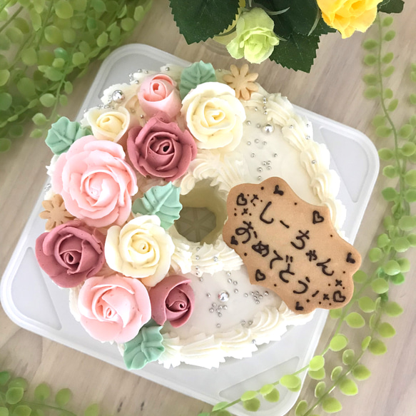 母の日、誕生日・記念日・敬老の日などに☆特製シフォンケーキに北海道産生クリームたっぷり☆ 4枚目の画像