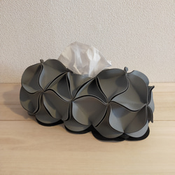 幾何学的なお花のティッシュケース / グレー その他インテリア雑貨