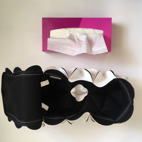 幾何学的なお花のティッシュケース / グレー その他インテリア雑貨