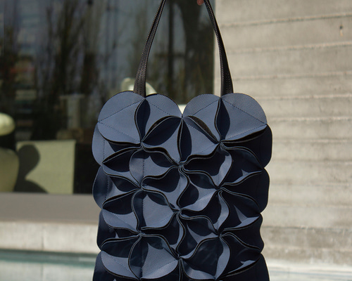 幾何学的なお花のロングトートバック/6509NAVY トートバッグ ELEMOOD 