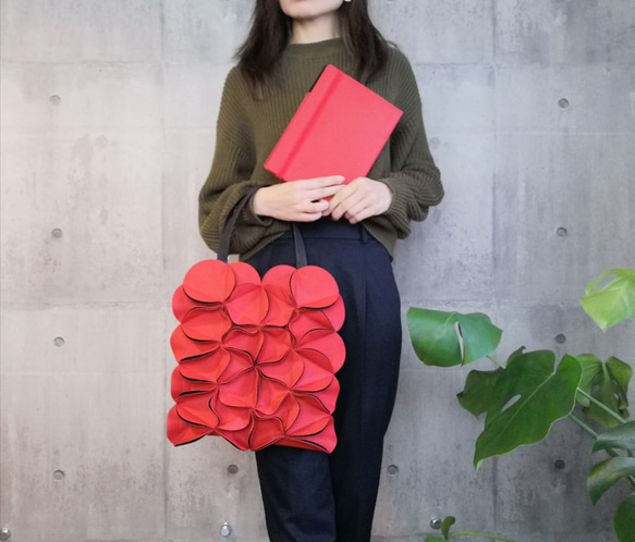 【Creema 限量幸運袋】幾何花朵長款托特包&amp;A5 筆記本套套/紅色 第2張的照片