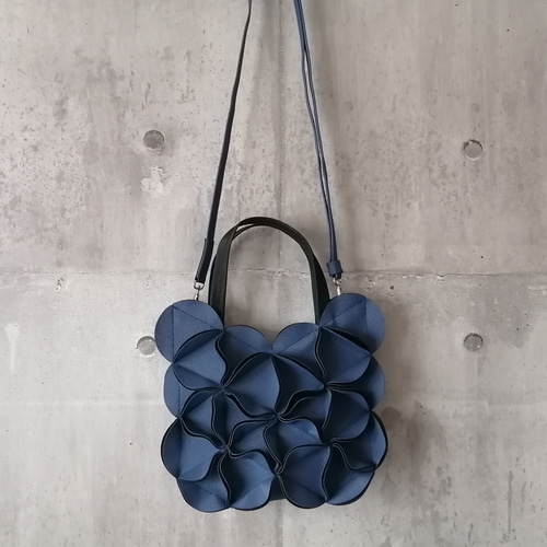 幾何学的なお花のバタフライハンドバッグ/6508NAVY ハンドバッグ