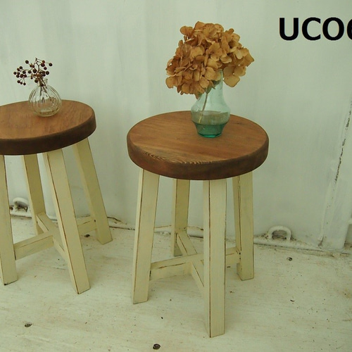 アンティーク丸椅子2脚セット