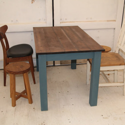 ダイニングテーブル【1200×700】（ツートン・チーク×ブルー) アンティーク風・天然無垢材・カフェ 4枚目の画像