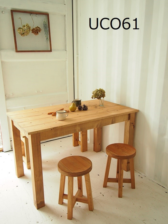 ダイニングテーブル【1200×700】（ミディアム）天然無垢材 机 リビング 店舗什器 家具 1枚目の画像