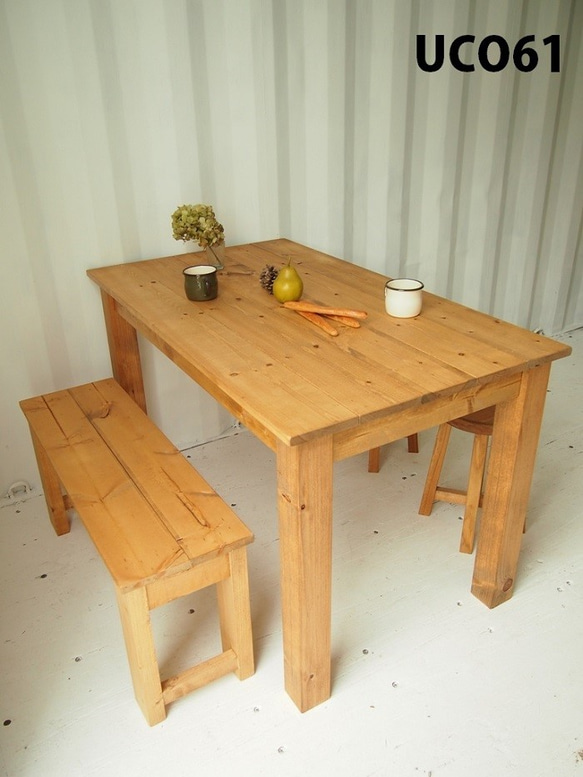 ダイニングテーブル【1200×700】（ミディアム）天然無垢材 机 リビング 店舗什器 家具 3枚目の画像